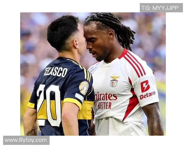 友谊赛巴黎圣日耳曼与本菲卡战平补时争议进球引发全场热议