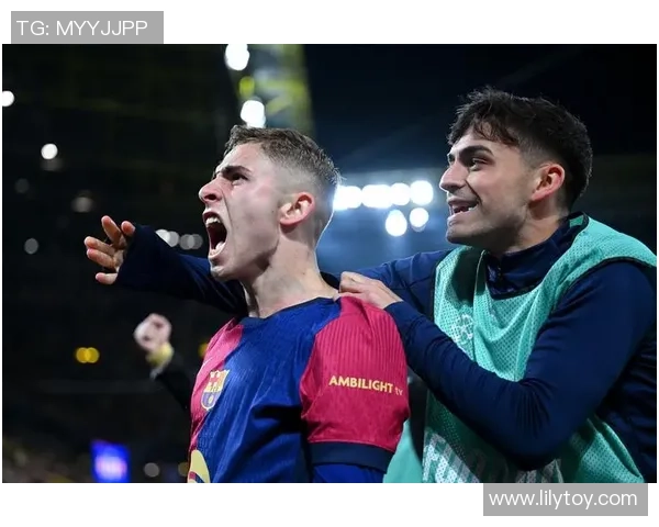 世界杯冷门回顾：多特蒙德与国米激战成和帽子戏法引发全场狂欢