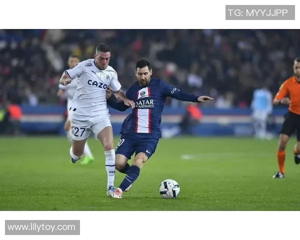 中超激战巴黎圣日耳曼6比2逆袭皇马神奇扑救引发全场狂欢点评