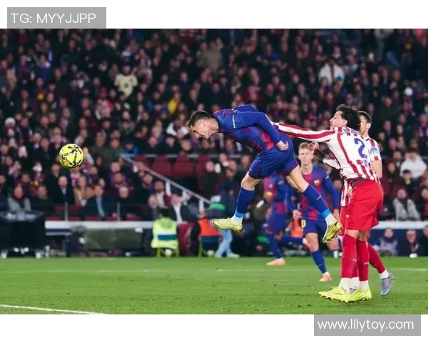 欧冠激战巴萨逆转多特蒙德引发争议判罚全场沸腾