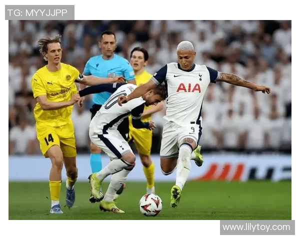 德甲：那不勒斯3-2多特蒙德！帽子戏法瞬间引爆全场赛后点评