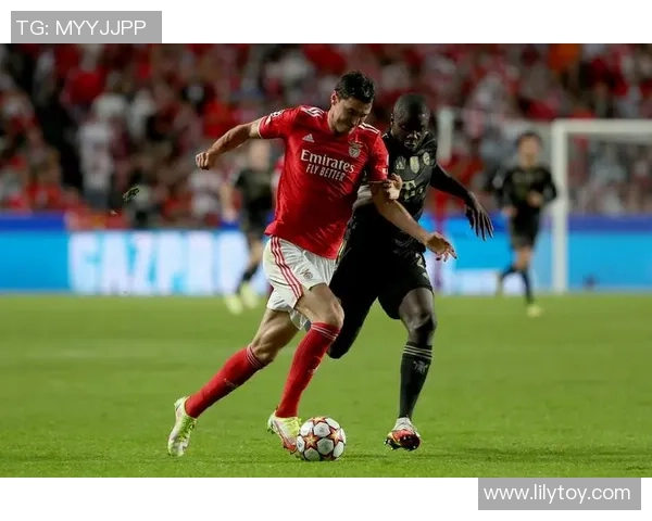 世界杯经典对决拜仁逆转本菲卡补时绝杀点燃全场激情解析