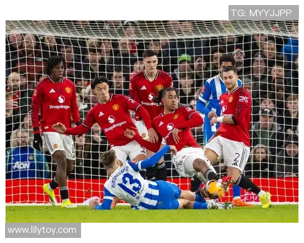 足总杯精彩对决尤文图斯大胜曼联引发全场狂欢 足总杯精彩对决尤文图斯大胜曼联引发全场狂欢