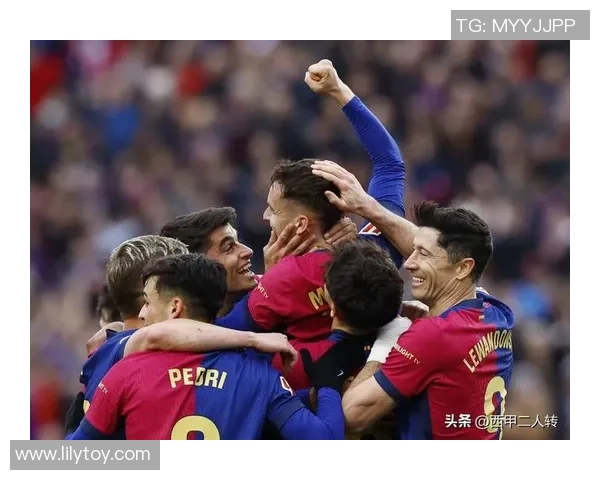 巴黎圣日耳曼大胜巴萨帽子戏法引发争议判罚引爆全场热情