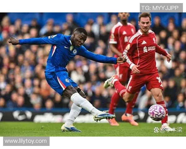 西甲激战阿森纳逆转切尔西绝杀瞬间引发争议判罚引爆全场激情