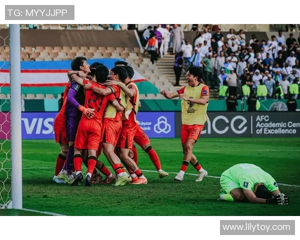 中超精彩对决切尔西与莱比锡互交白卷补时进球引发全场狂欢