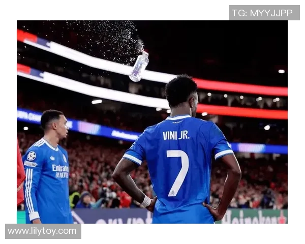 西甲激战本菲卡大胜切尔西乌龙球引爆全场热情精彩集锦回顾